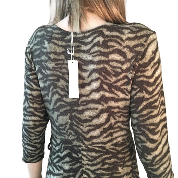 π
ΊKitten Soft Faux Wrap Rayon Blend Tiger Dress by Gilli Made USA Versatile - Picture 8 of 14